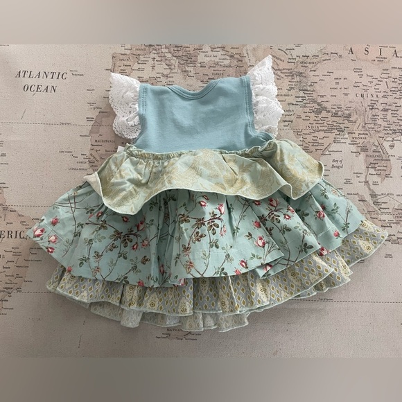 🆕Giggle Moon Mixed Print Floral Ruffle Dress with Red Flower 3 Mo - Picture 3 of 3